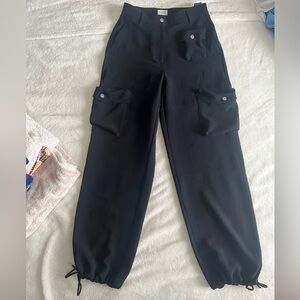 Aritzia cargos!